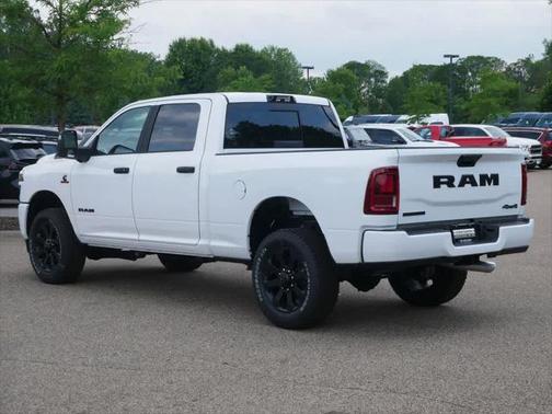 2025 RAM 2500 Big Horn Crew Cab 4x4 6'4' Box