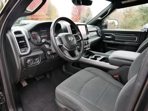 2022 RAM 2500 Big Horn Crew Cab 4x4 6'4' Box