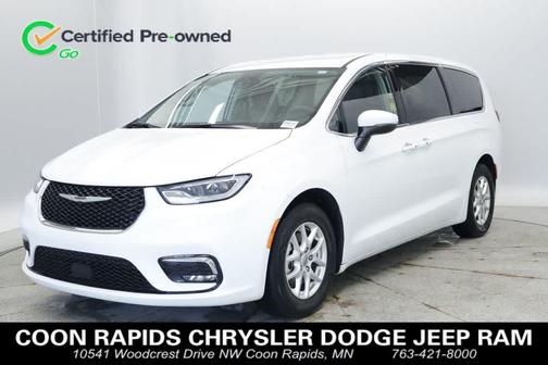Bright White Clearcoat 2023 Chrysler Pacifica Touring L