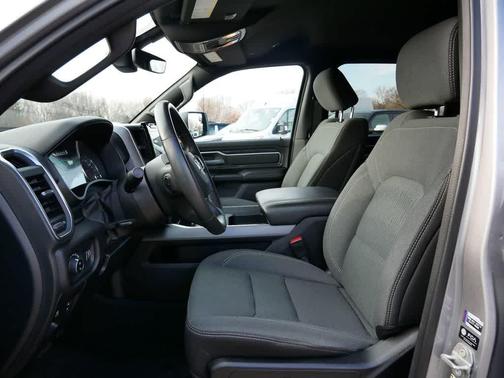 2024 RAM 1500 Big Horn/Lone Star