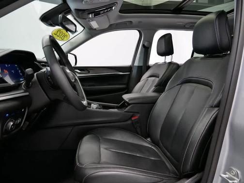 2022 Jeep Grand Cherokee 4xe Base