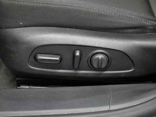 2020 Chevrolet Malibu FWD LT