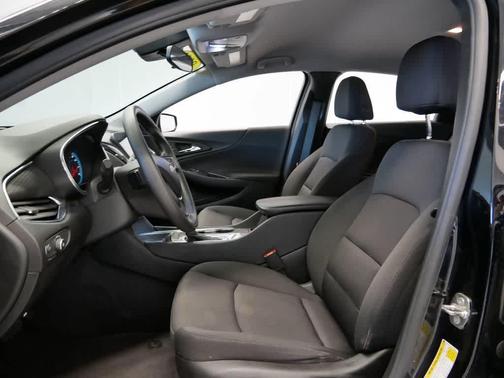 2020 Chevrolet Malibu FWD LT
