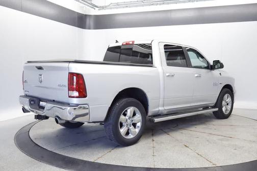 Bright Silver Metallic Clearcoat 2016 RAM 1500 Big Horn