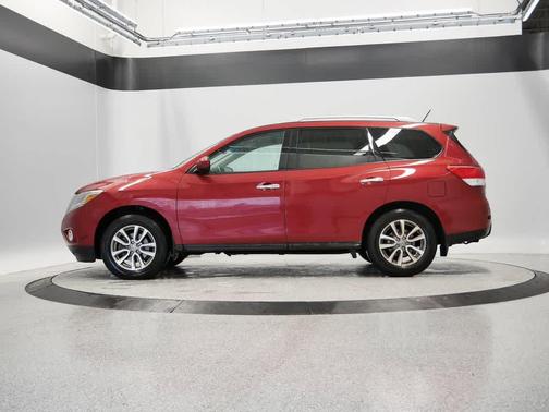 2015 Nissan Pathfinder SV