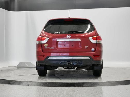 2015 Nissan Pathfinder SV
