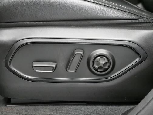 2022 Jeep Grand Cherokee 4xe Base