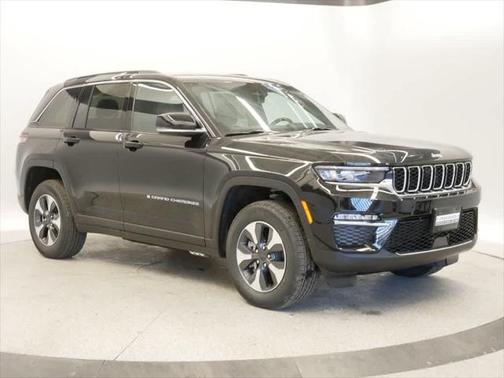 2025 Jeep Grand Cherokee 4xe Base