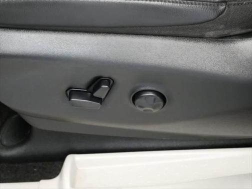 2020 Chrysler Pacifica Touring-L Plus
