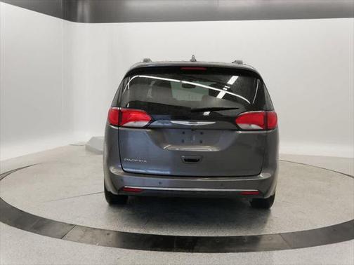 2020 Chrysler Pacifica Touring-L Plus