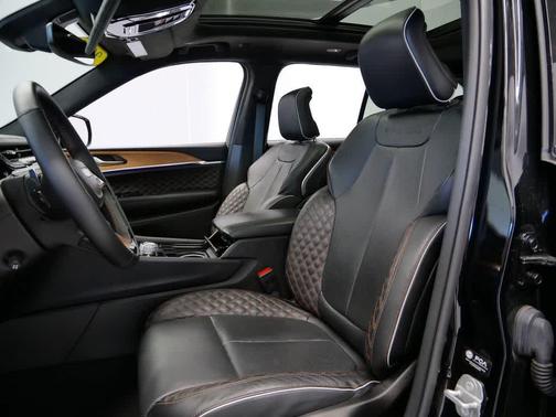 2023 Jeep Grand Cherokee 4xe Summit Reserve