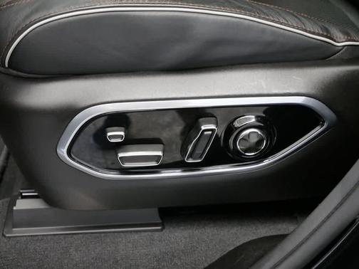 2023 Jeep Grand Cherokee 4xe Summit Reserve