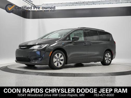 2018 Chrysler Pacifica Hybrid Touring Plus