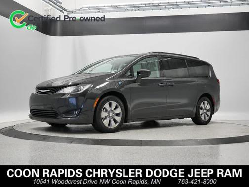 2018 Chrysler Pacifica Hybrid Touring Plus