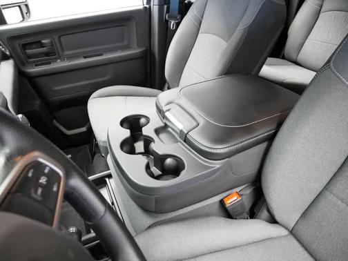 2024 RAM 2500 Tradesman Crew Cab 4x4 6'4' Box
