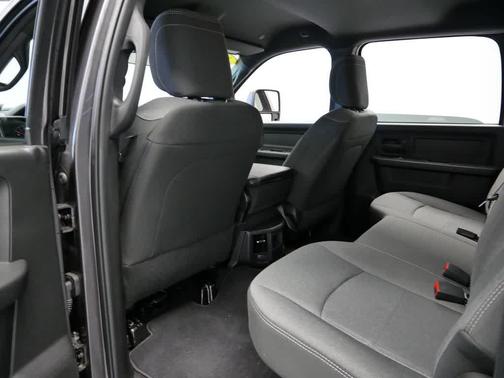 2024 RAM 2500 Tradesman Crew Cab 4x4 6'4' Box