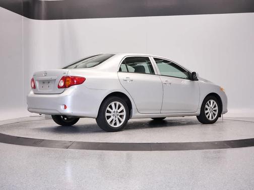 2009 Toyota Corolla LE