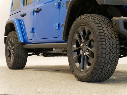 2025 Jeep Wrangler 4xe Base