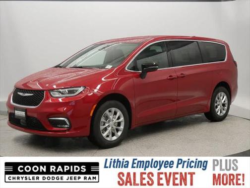 2025 Chrysler Pacifica L