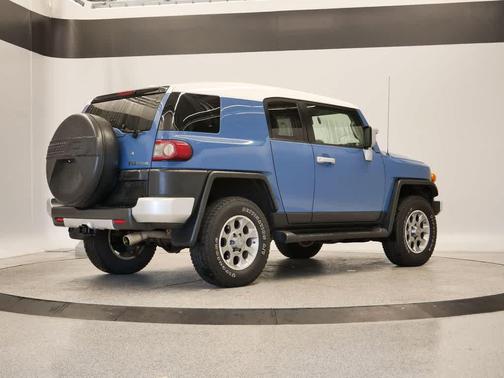2012 Toyota FJ Cruiser Base