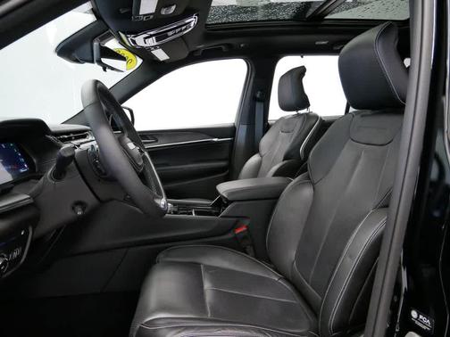 2023 Jeep Grand Cherokee 4xe Overland