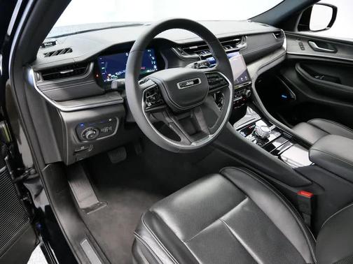 2023 Jeep Grand Cherokee 4xe Overland