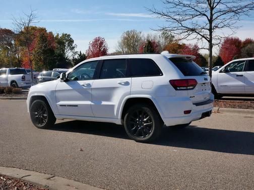 2021 Jeep Grand Cherokee Laredo