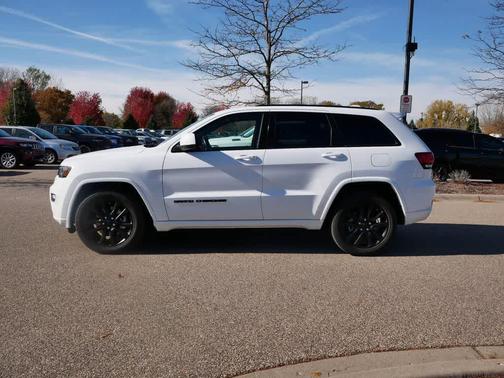 2021 Jeep Grand Cherokee Laredo
