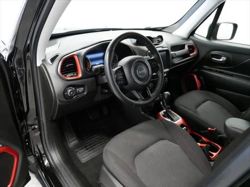 2022 Jeep Renegade Trailhawk