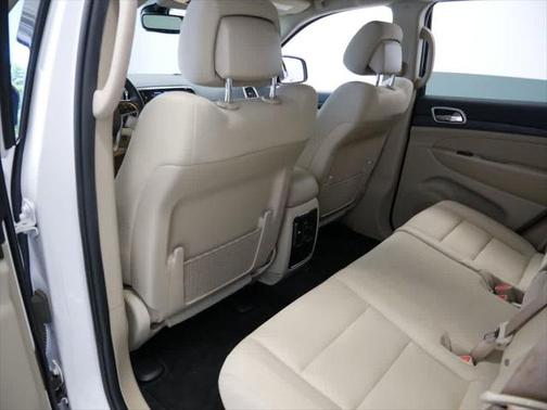 2022 Jeep Grand Cherokee Laredo