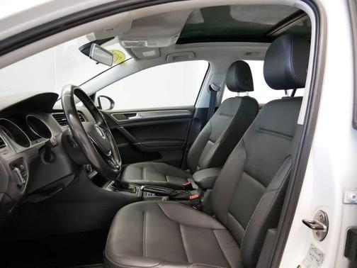 2016 Volkswagen Golf SportWagen TSI Limited Edition