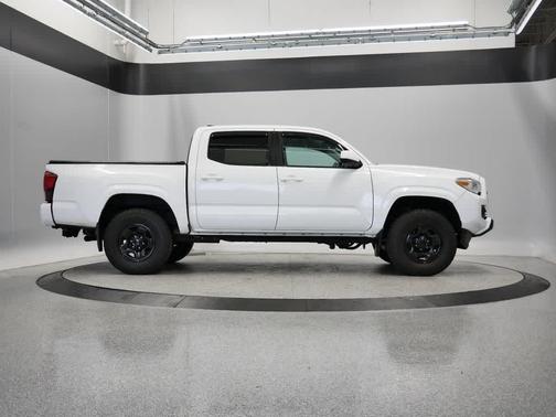 2019 Toyota Tacoma SR