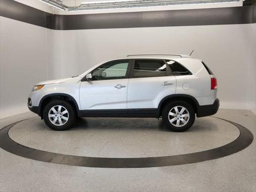 2011 Kia Sorento LX