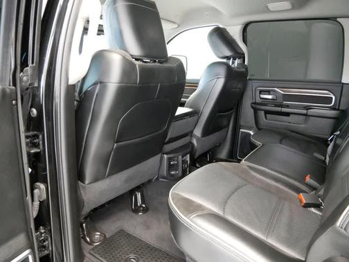 2024 RAM 2500 Laramie Crew Cab 4x4 6'4' Box