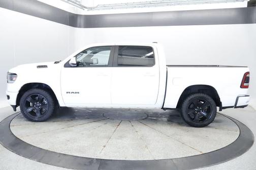 Bright White Clearcoat 2020 RAM 1500 Big Horn/Lone Star