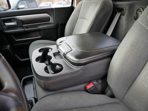 2019 RAM 2500 Tradesman Regular Cab 4x4 8' Box