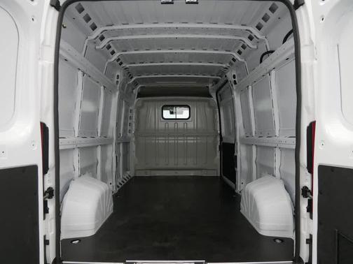 2025 RAM ProMaster 2500 Tradesman