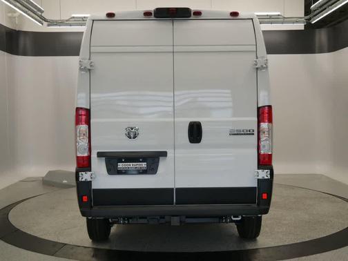 2025 RAM ProMaster 2500 Tradesman