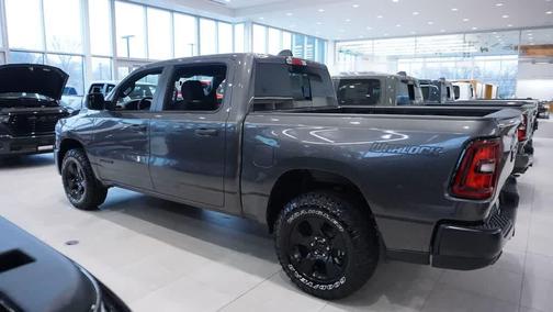 2026 RAM 1500 Warlock Crew Cab 4x4 5'7' Box