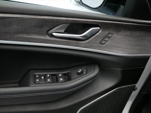 2025 Jeep Grand Cherokee 4xe Base