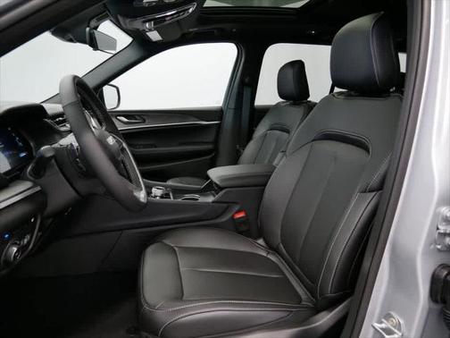 2025 Jeep Grand Cherokee 4xe Base