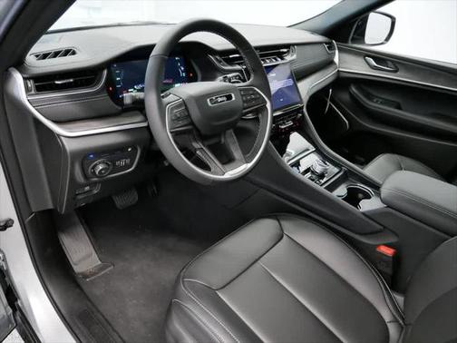 2025 Jeep Grand Cherokee 4xe Base