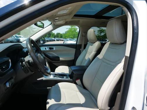 2020 Ford Explorer Platinum
