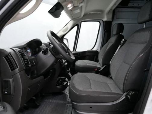 2025 RAM ProMaster 2500 Tradesman