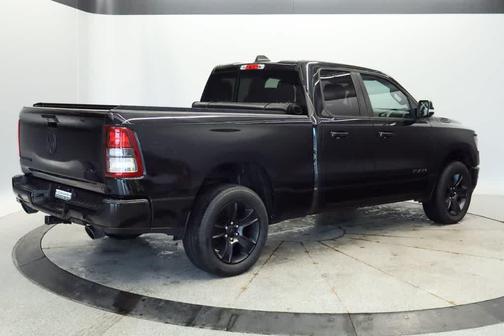 Diamond Black Crystal Pearlcoat 2022 RAM 1500 Big Horn/Lone Star