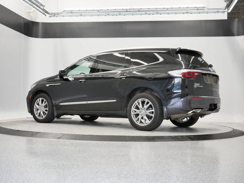 2023 Buick Enclave Premium AWD
