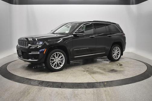 2023 Jeep Grand Cherokee Summit