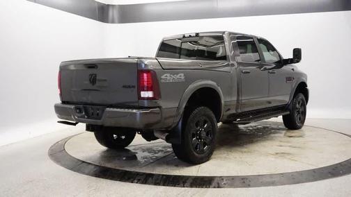 2018 RAM 2500 Laramie Crew Cab 4x4 6'4' Box