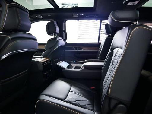 2024 Jeep Grand Wagoneer Series III 4x4