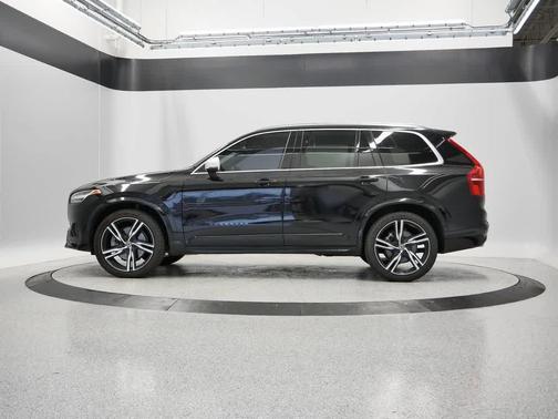 2016 Volvo XC90 Hybrid T8 R-Design